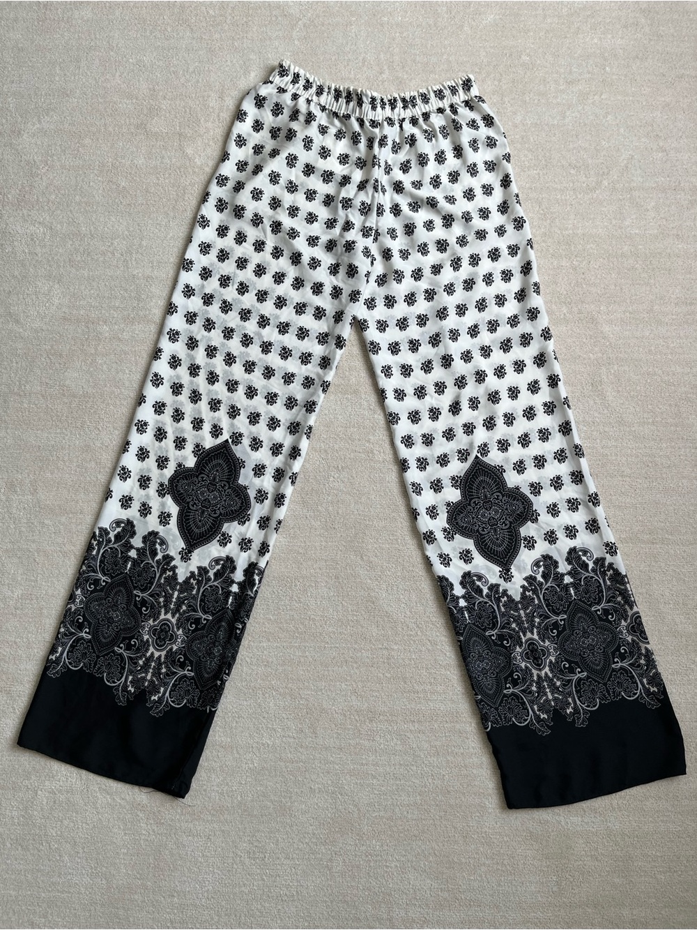 Zara Black & White Printed Wide-Leg Pants